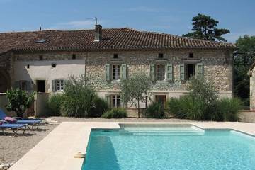 Agriturismo pour 6 personnes, avec jardin à Vénès
