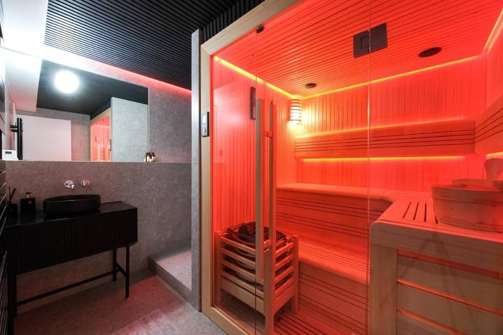 Location de vacances pour 8 personnes, avec jardin ainsi que sauna et piscine à Yerres - 3
