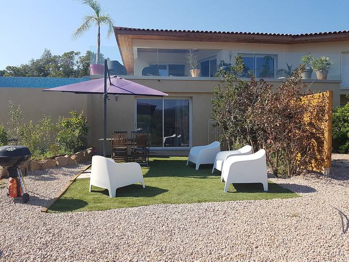 Gîte pour 4 personnes, avec jardin ainsi que piscine et terrasse en Corse - 3
