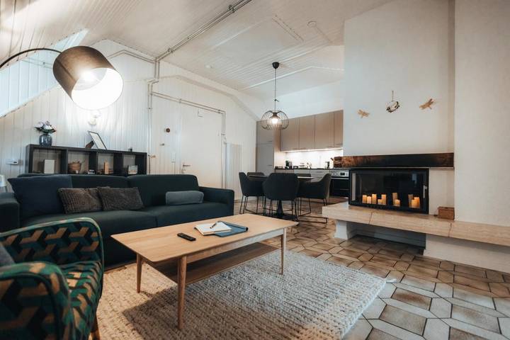 Gîte pour 6 personnes, avec vue sur le lac ainsi que terrasse et vue à Morat