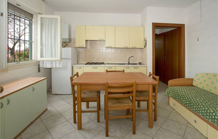 Appartamento per 5 persone, con Terrazza e Giardino a Rosolina