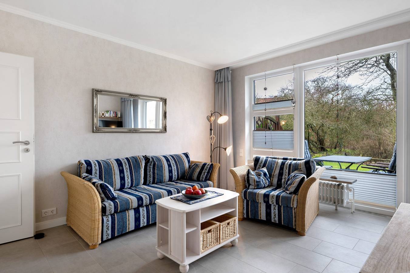 Ganze Wohnung, Ferienwohnung 'Am Südstrand' mit Privatterrasse, Gemeinschaftsgarten und Wi-Fi in Wyk auf Föhr (Stadt), Wyk auf Föhr