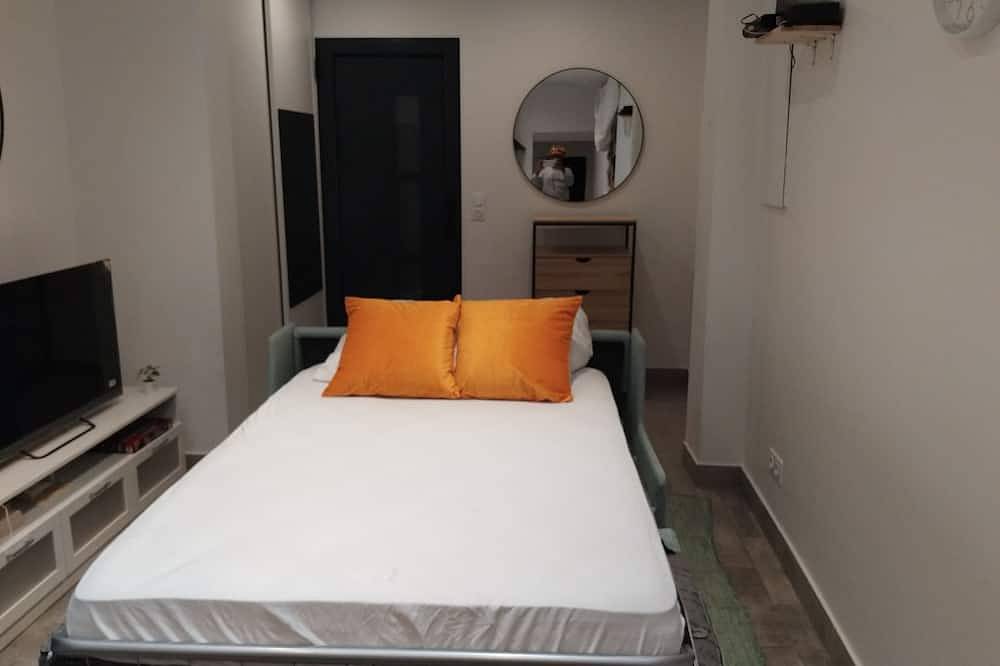 Ganze Wohnung, Iglu Beautiful apartment, two comfortable bedrooms, outdoor camera. Garden. in Villeneuve-le-Roi, Val-de-Marne