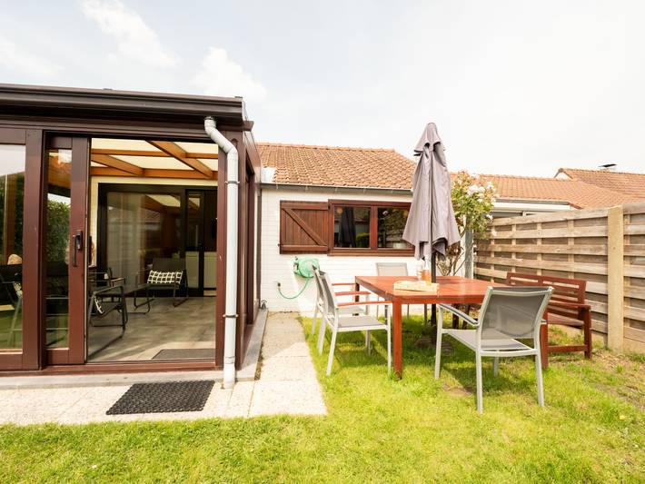 Ferienhaus für 5 Personen, mit Terrasse und Garten in Bredene