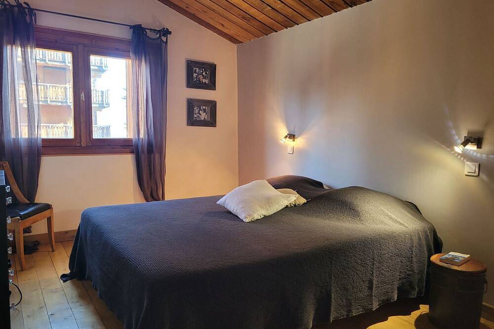 Appartement entier, Bel appart Sud sur pistes, 2 chambres, parking, Pra-Loup 1600 in Pra-Loup (station de ski), Pra-Loup