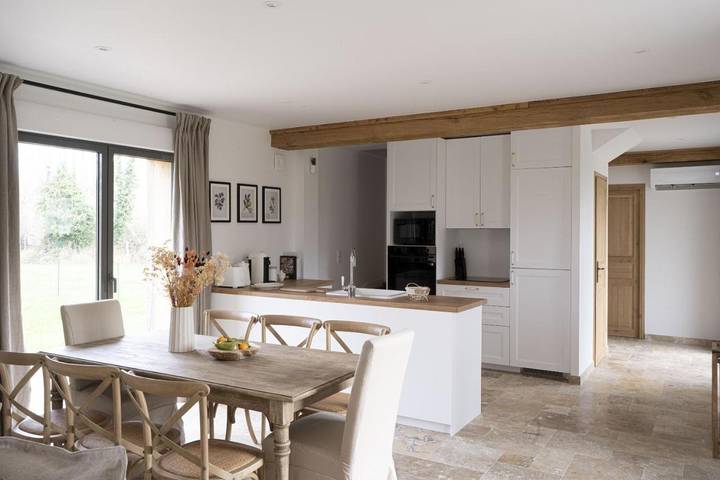 Location de vacances pour 8 personnes, avec Terrasse ainsi que Jardin et Piscine à Cricquebœuf - 2