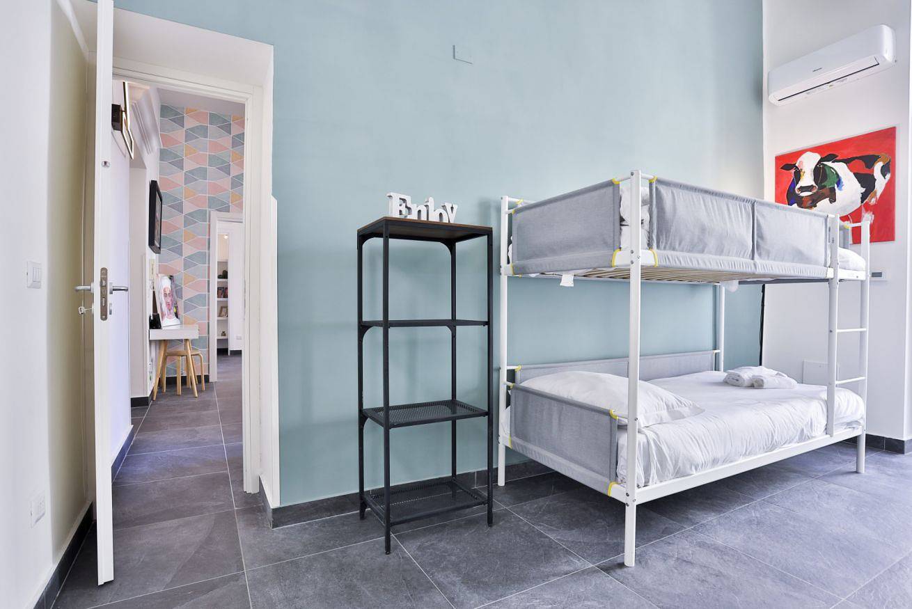 Apartamento entero, Guesthost - La finestra su Garibaldi in Nápoles, Provincia de Nápoles