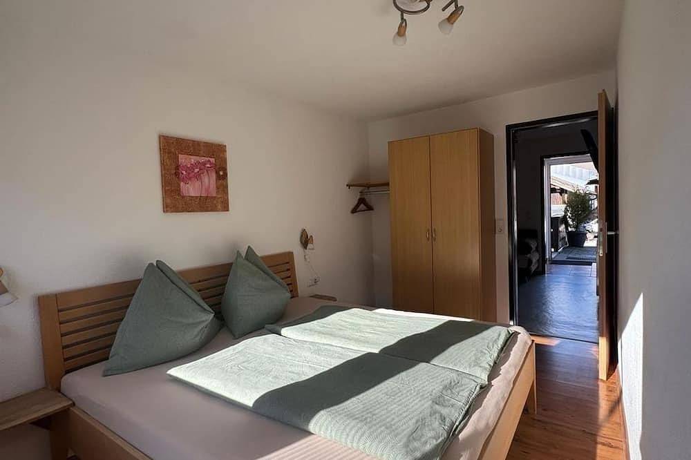 Ferienhaus Torlehenhof - Appartement/Fewo, Dusche oder Bad, Wc, Terrasse in Maria Alm am Steinernen Meer, Maria Alm