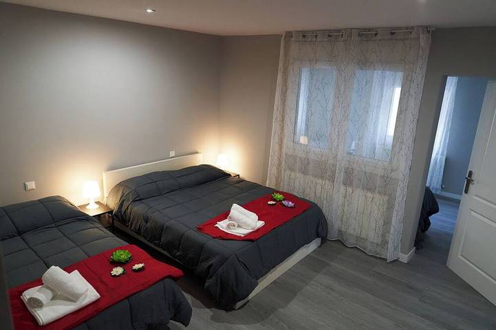 Villa con Piscina Climatizada en el Interior de la Casa y Mucho más in El Espinar, Province de Ségovie