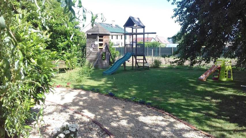 Location de vacances pour 2 personnes, avec sauna et jacuzzi ainsi que jardin et terrasse, animaux acceptés dans Jemeppe - 3