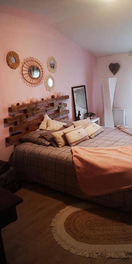 Gîte pour 2 personnes, avec balcon ainsi que jardin et jacuzzi à Mouterre-Silly - 2