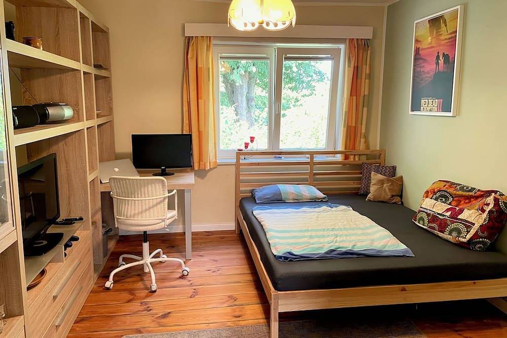 Ferienhaus direkt am See 50m zum Strand mit Garten und Kamin in Warin, Nordwestmecklenburg (Wismar und Umgebung)