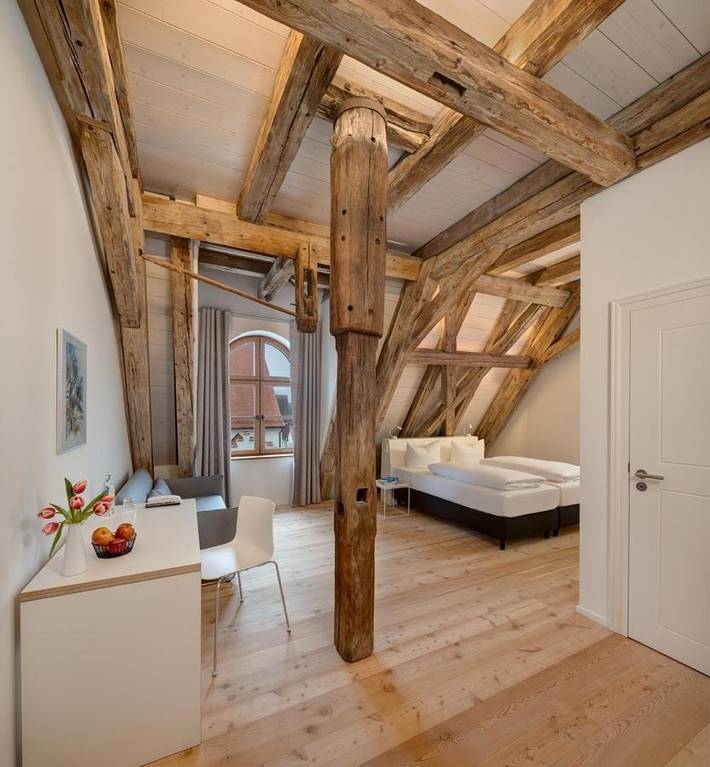 Hotel für 3 Personen, mit Terrasse und Garten sowie Sauna und Ausblick in Berching