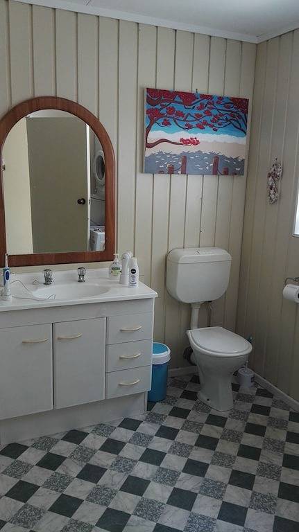 Tui's Rest Whangamata-Dogs Willkommen, geeignet für Familien in Whangamata, Waikato