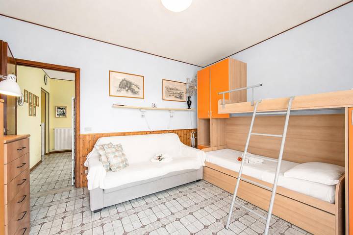 Appartamento intero, Edera With Balcony Few Steps From Sea in San Bartolomeo al Mare (Città), San Bartolomeo al Mare