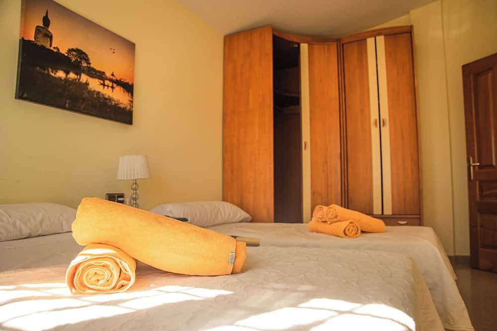 Villa del Mamut, en Padul Granada in El Puntal (Granada), El Padul