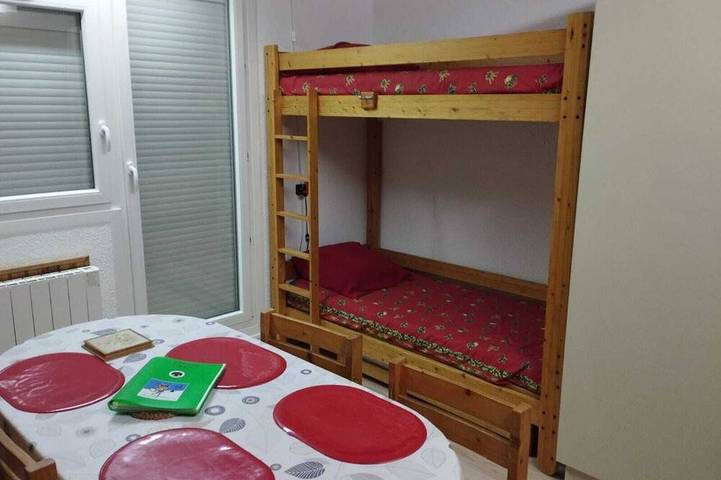 Ganze Wohnung, Studio classé au centre du village in Prémanon, Regionaler Naturpark Hochjura