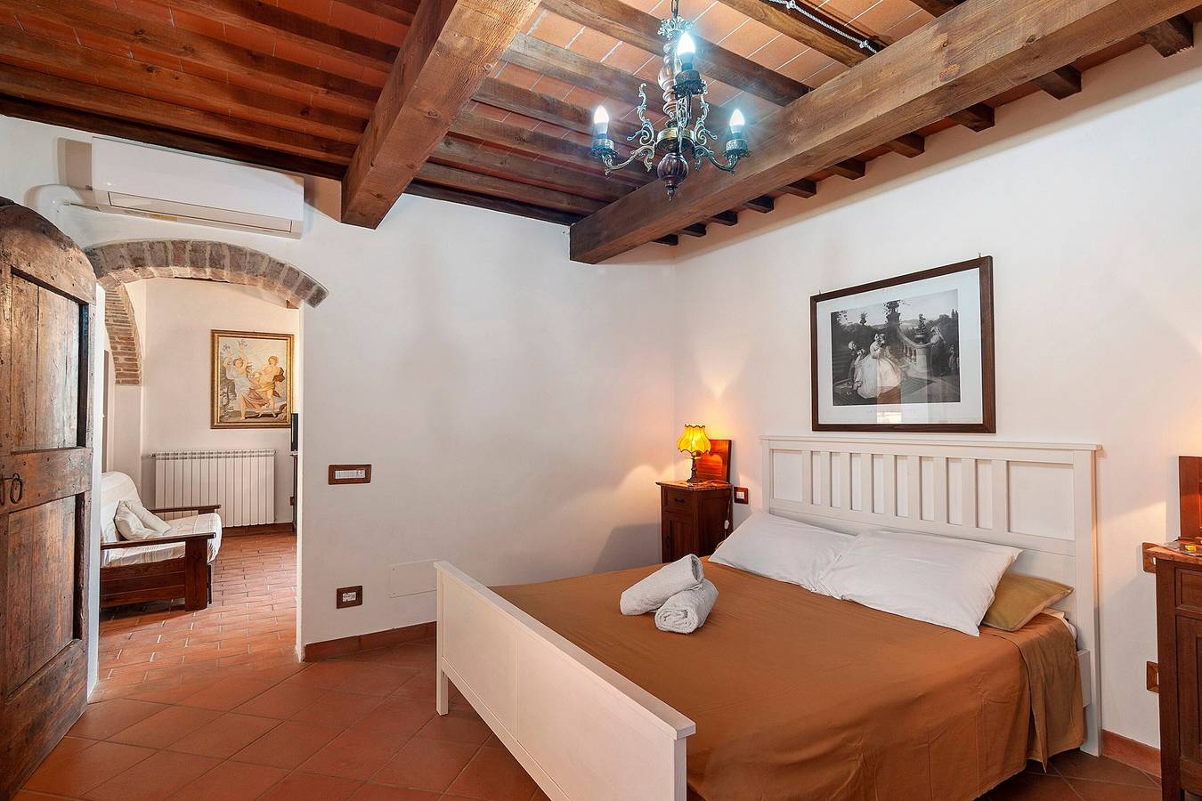 Appartamento intero, Appartamento Rosmarinus - Bilocale con vista sui vigneti toscani in San Casciano in Val di Pesa, Chianti