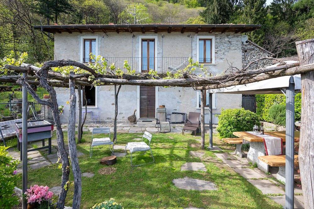 Ferienhaus Meri by Interhome in Cannero Riviera, Lago Maggiore (Piemont)