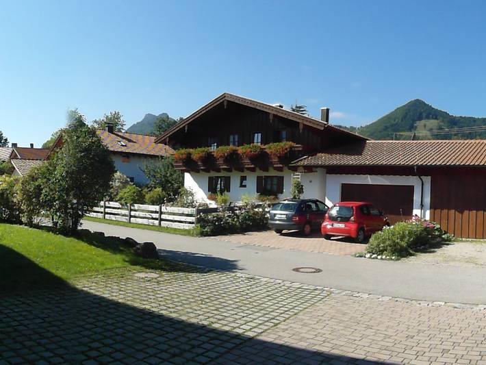 Ferienwohnung für 2 Personen, mit Balkon/Terrasse und Balkon in Aschau (Chiemgau) - 2
