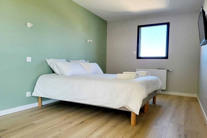 Location de vacances pour 12 personnes, avec jardin ainsi que terrasse et sauna dans Le Dossen - 4