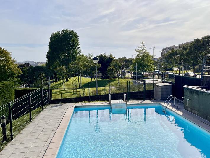 Location de vacances pour 4 personnes, avec jardin et piscine à Santander