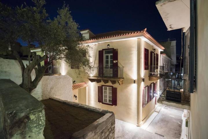 Ferienhaus für 2 Personen, mit Balkon und Terrasse sowie Ausblick in Nafplio