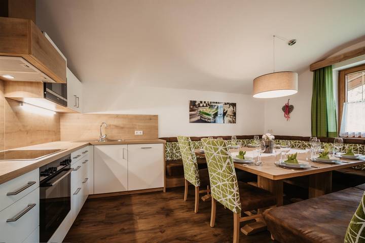 Ferienhaus für 12 Personen, mit Garten und Sauna sowie Pool, kinderfreundlich in Wagrain - 4