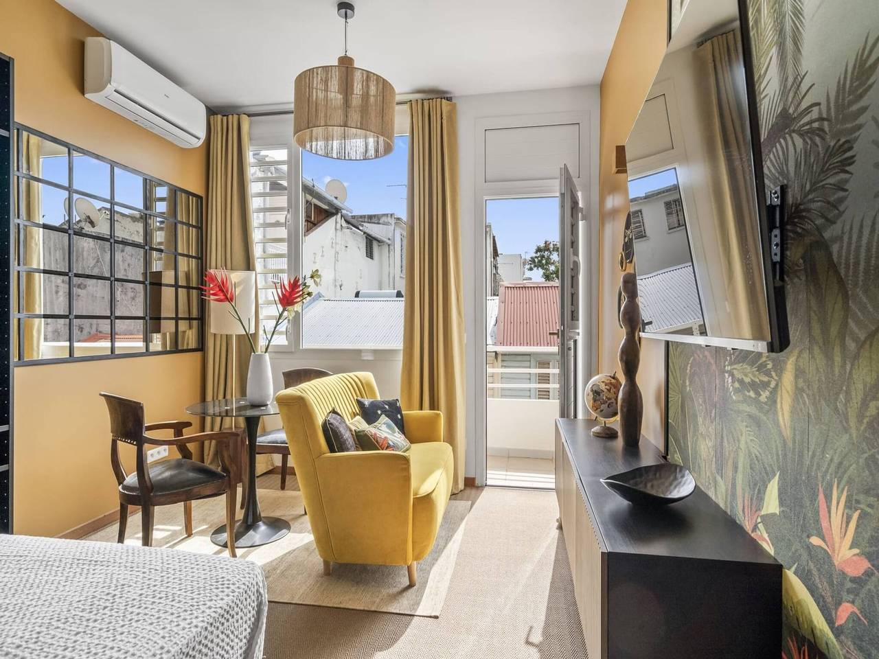 Apartamento entero, Tropical City Retreat in Fort-de-France in Martinica