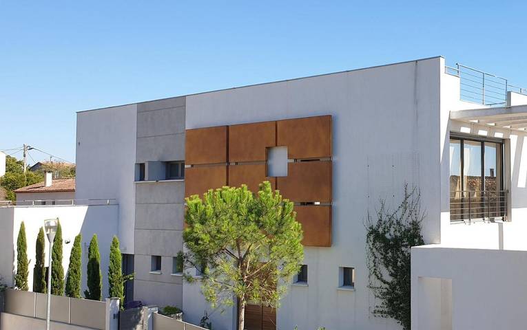 Maison d’hôte pour 2 personnes, avec Terrasse et Jardin ainsi que Piscine et Vue à Salon-de-Provence - 3