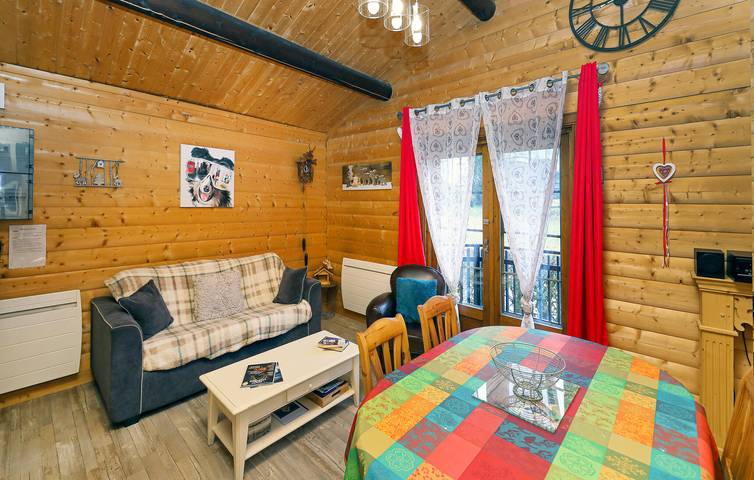 Appartement de vacances entier, Appartement confortable avec terrain de pétanque, télévision et parking - Gérardmer in Gérardmer, Parc naturel régional des Ballons des Vosges