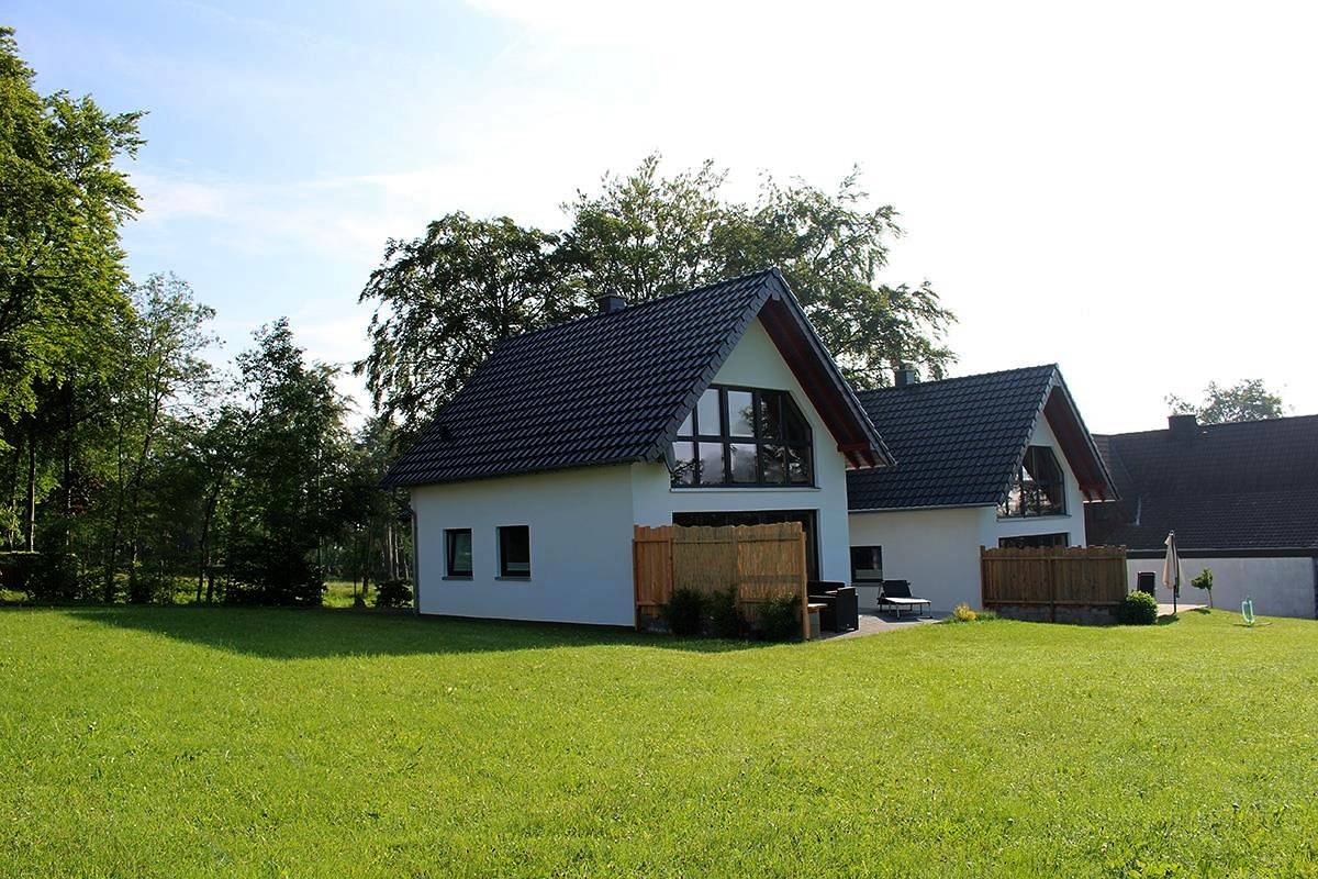 Rotes Ferienhaus, Dusche/Wc, Terrasse bis 4 Pers. in Mützenich (Monschau), Monschau