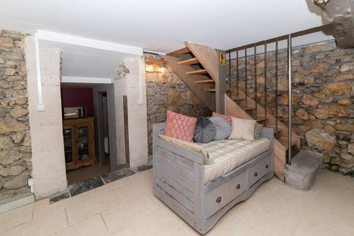 Location de vacances pour 3 personnes, avec vue et balcon à Lortet - 3