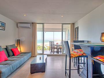 Gîte pour 3 personnes, avec terrasse et piscine dans Saint Martin