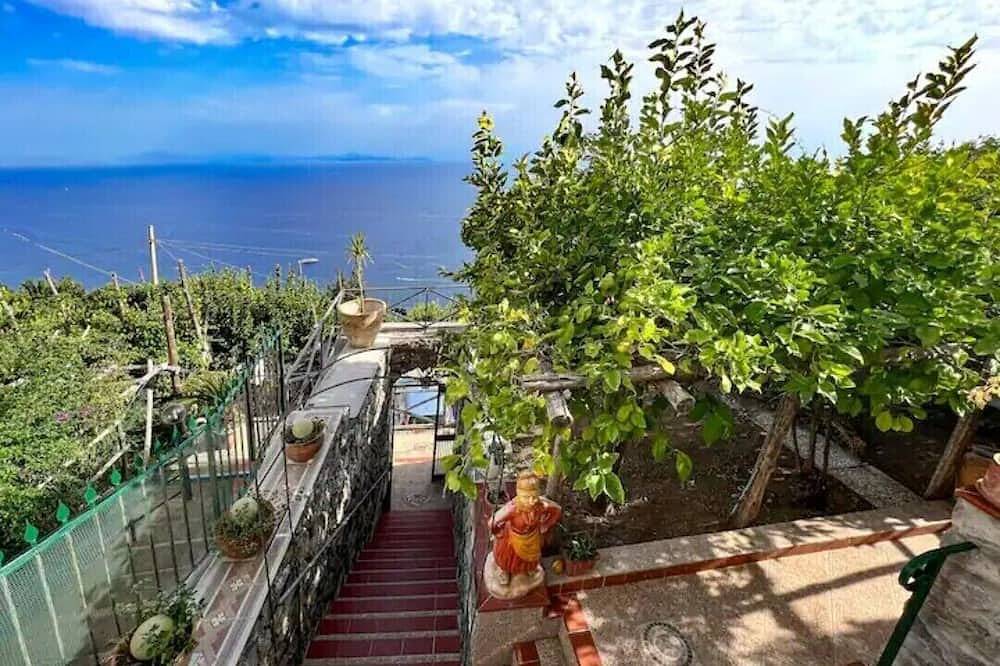 Geheel appartement, Sopra il Mare di Amalfi Holiday House in Amalfi, Amalfikust