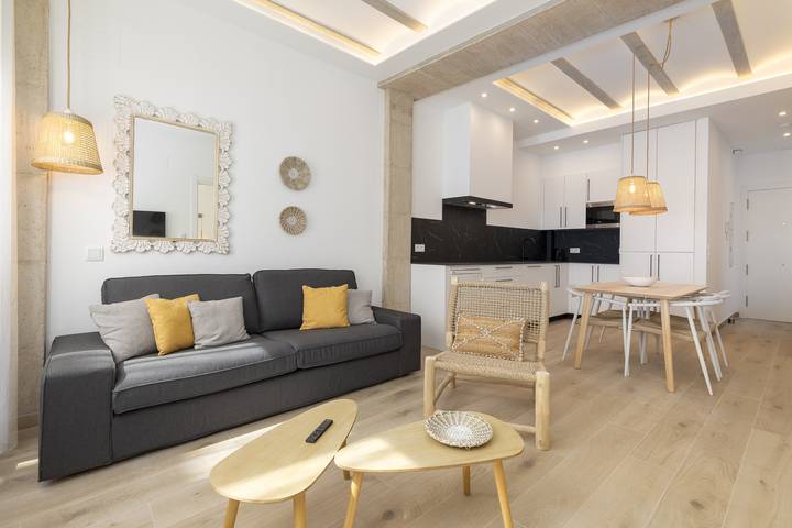 Ferienwohnung für 4 Personen, mit Balkon in Valencia
