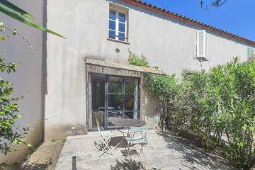 Gîte pour 2 personnes, avec jardin à Saint-Laurent-de-la-Cabrerisse