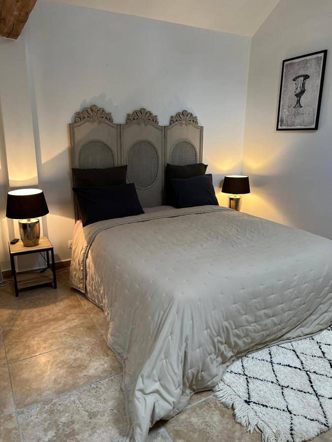 One-Bedroom House in Saint-Jean-aux-Bois, Oise