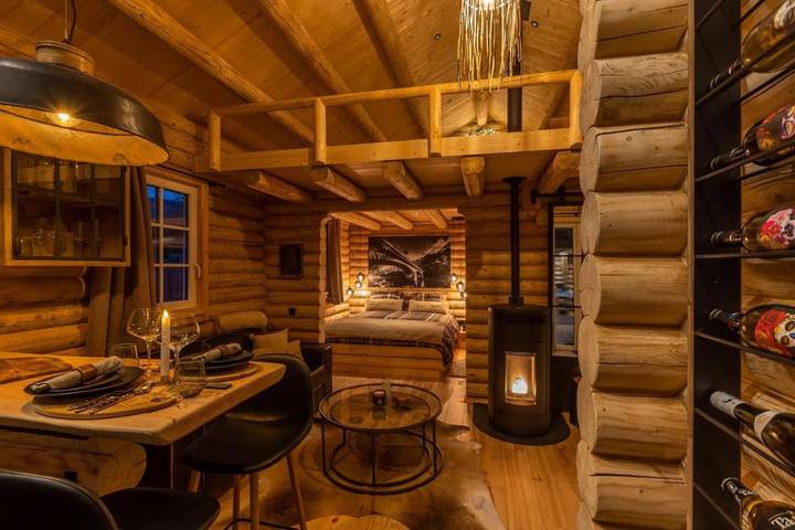 Maison de campagne pour 2 personnes, avec terrasse et jacuzzi dans Nonceveux