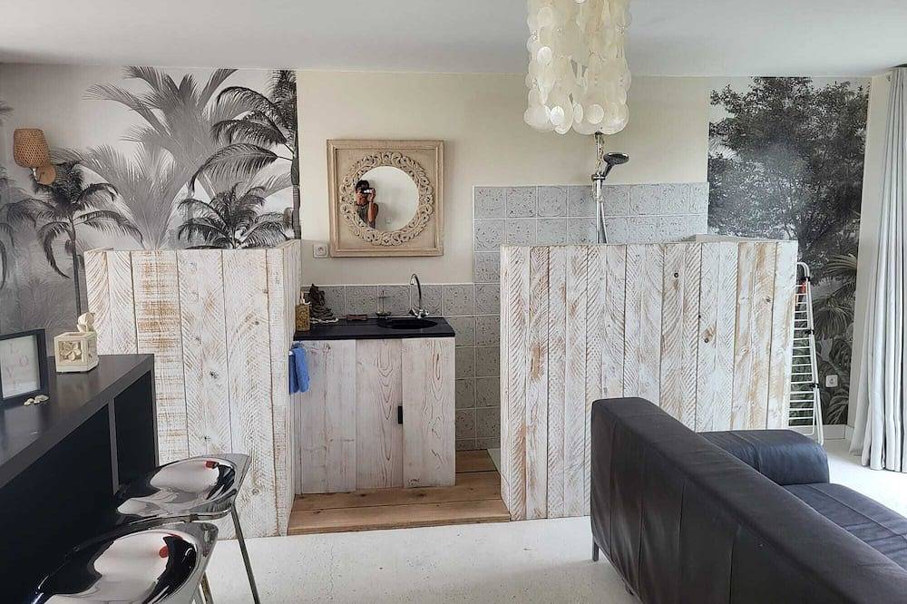 Villaloha, luxury home on the sea wall. in Bray-Dunes, Flanders Dune Coast