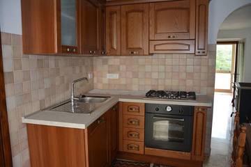 Gîte pour 4 personnes, avec balcon dans Carrodano Inferiore