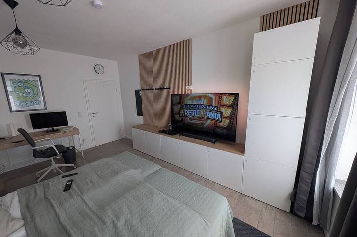 Ganze Wohnung, Studio mit Arbeitsplatz und Balkon in ruhiger stadtnaher Lage. in Chemnitz, Chemnitz und Umgebung
