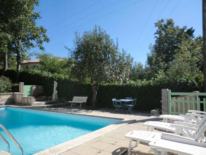 Gîte pour 6 personnes, avec piscine et terrasse dans le Tarn - 2