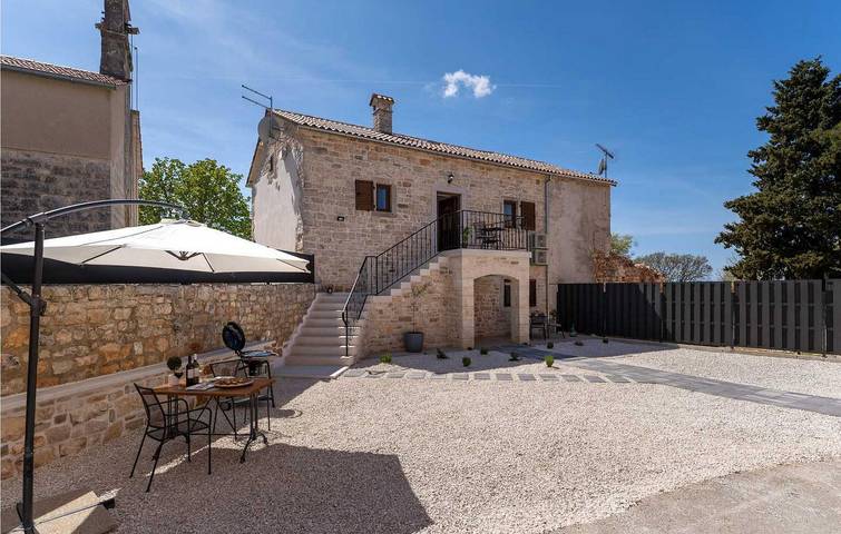 Ferienwohnung für 4 Personen, mit Garten