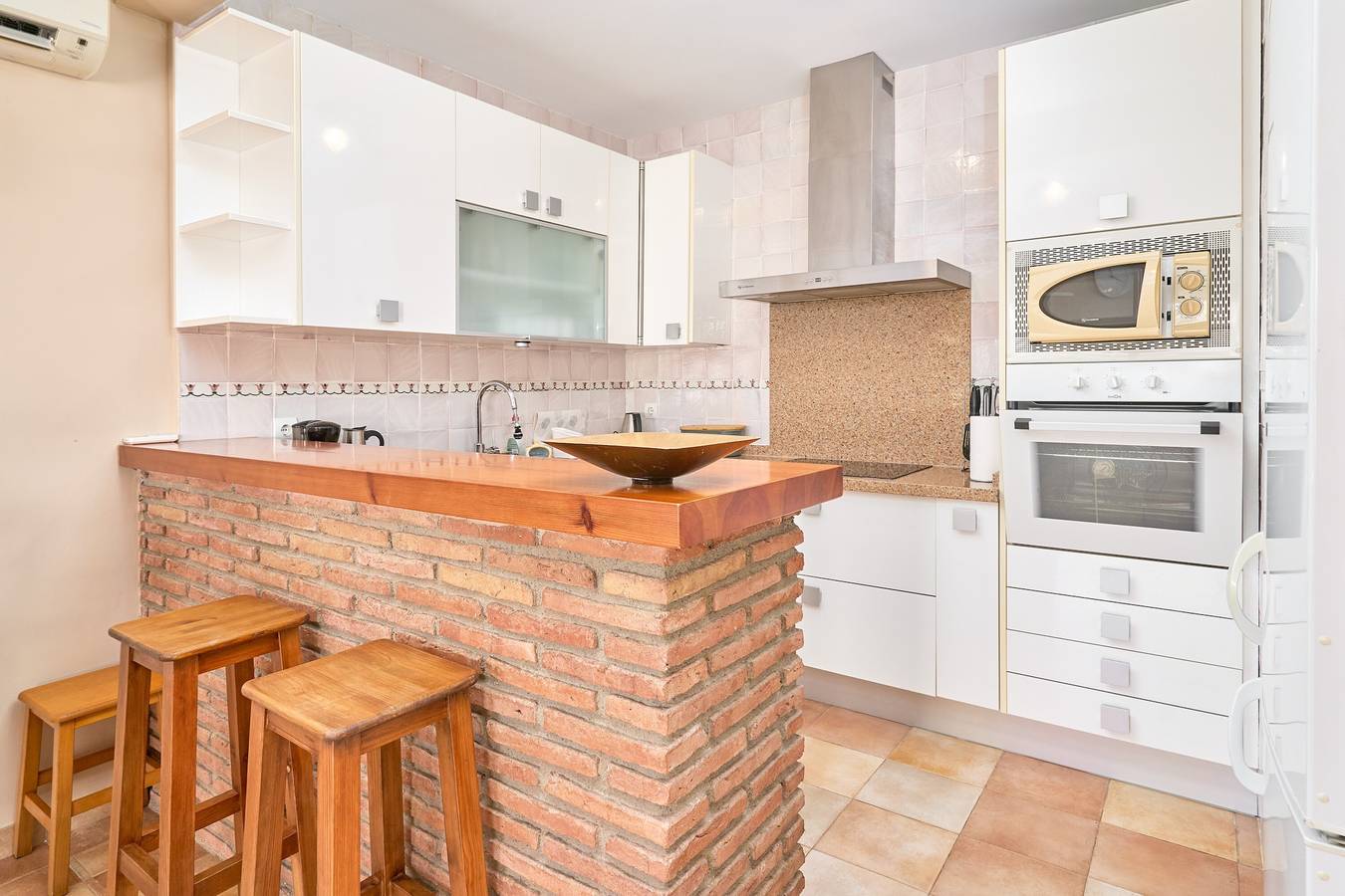 Casa de Férias 'Rincón De Marinos' com Vista Mar, Wi-Fi e Ar Condicionado in Playa San Cristobal, Almuñécar