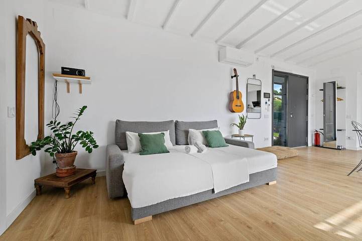 Beach 5☆Chic Home | Perfectgetaway | Amazing views in Argentona, Costa del Maresme