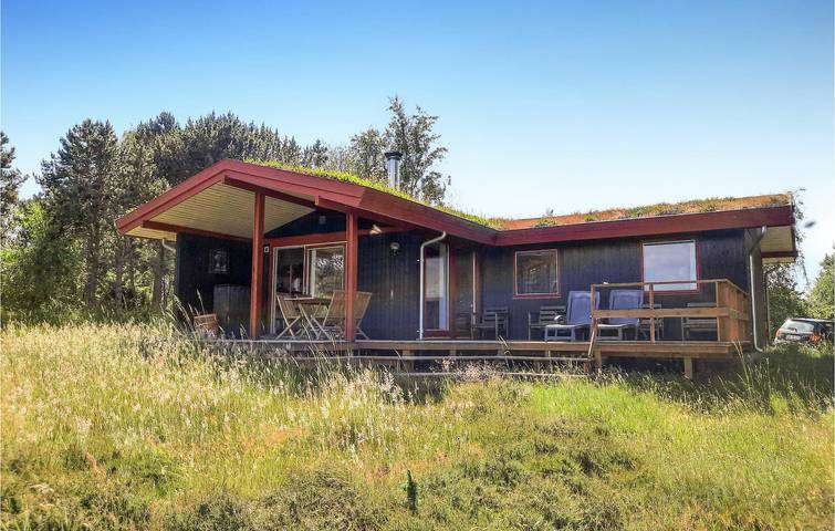 Feriehus for 6 personer, med Terrasse og Hage i Anholt