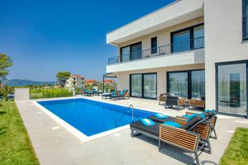 Dom Wakacyjny dla 8 osoby w Brodarica, Żupania szybenicko-knińska, Zdjęcie 1