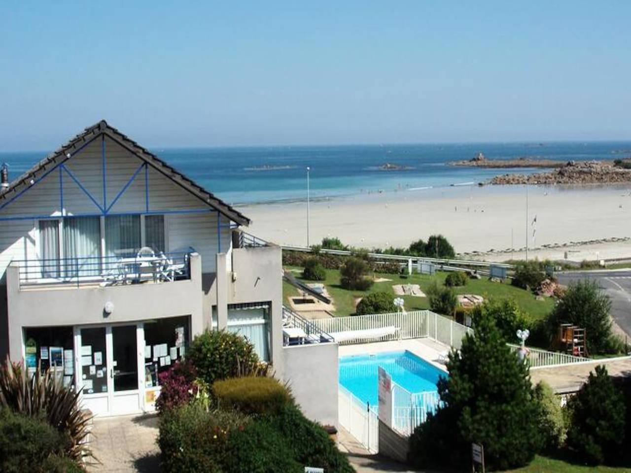 Apartamento entero, Estudio 2 personas Terraza - Vista Mar in Trévou-Tréguignec, Costa de granito rosa