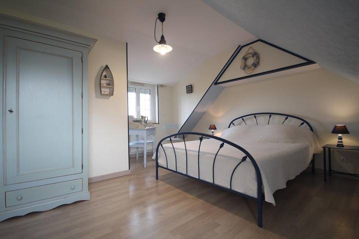 Gîte pour 6 personnes, avec Terrasse et Jardin à Saint-Martin-aux-Buneaux - 4